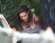 Katie Holmes (14).jpg