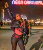 Candice patton (11).jpg